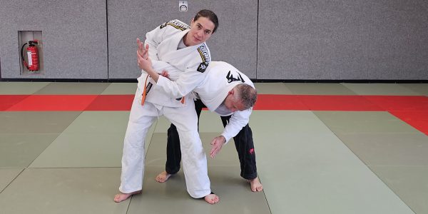Jiu-Jitsukas nehmen am Kata Lehrgang der WJJF teil